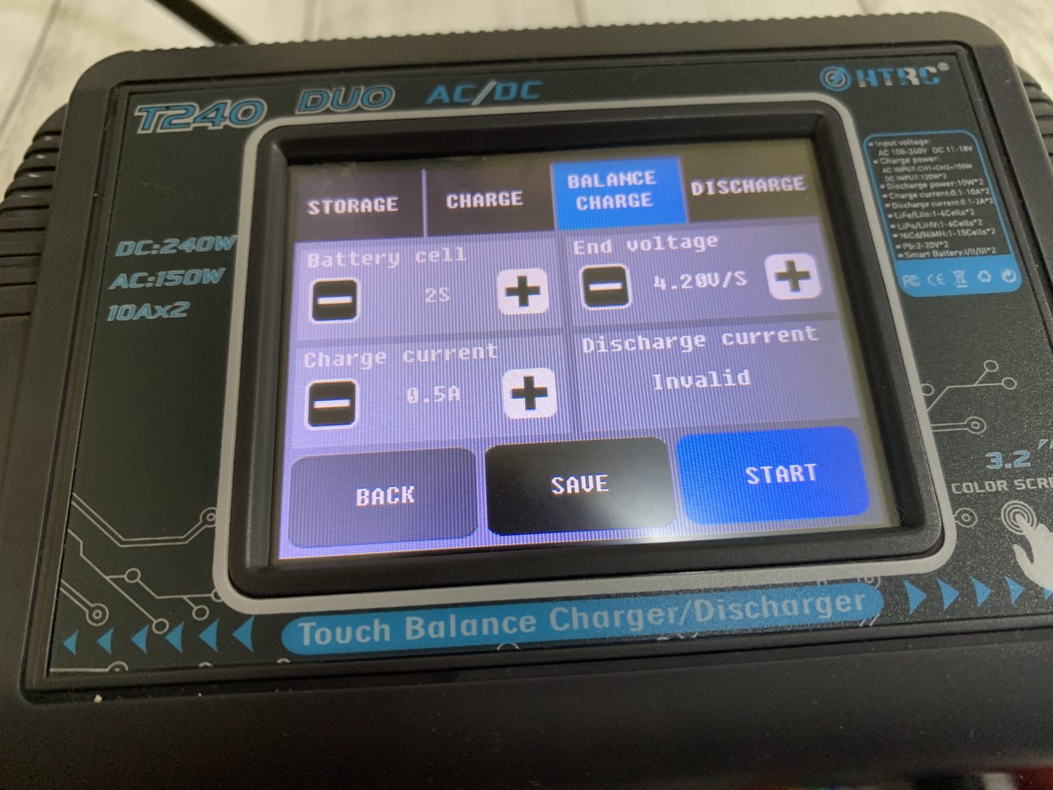 HTRC T240 Duo リポバッテリー 充電器 レビュー【バランス機能付き】